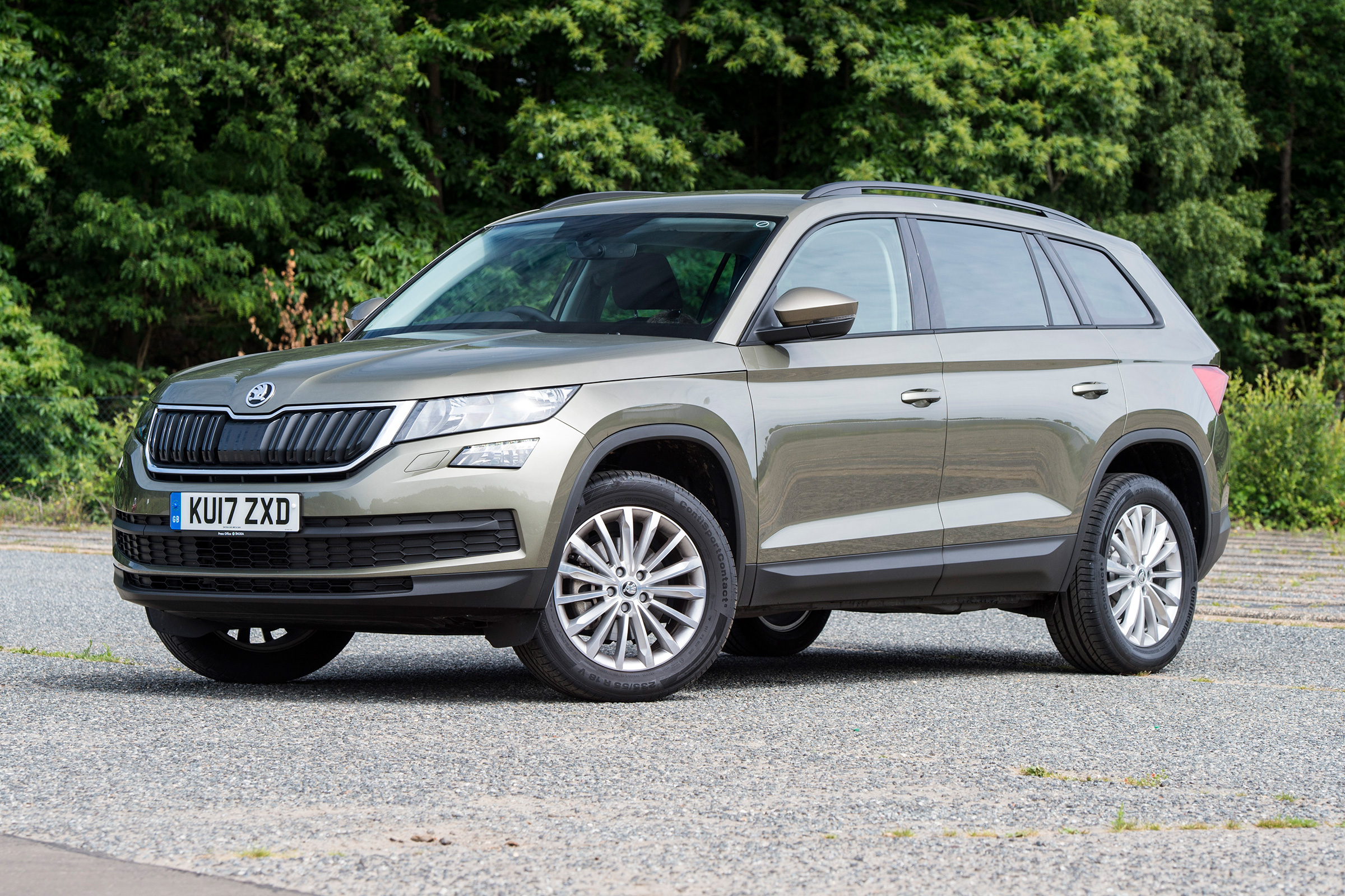 Mazda CX-5 vs Skoda Kodiaq vs VW Tiguan - Skoda Kodiaq front