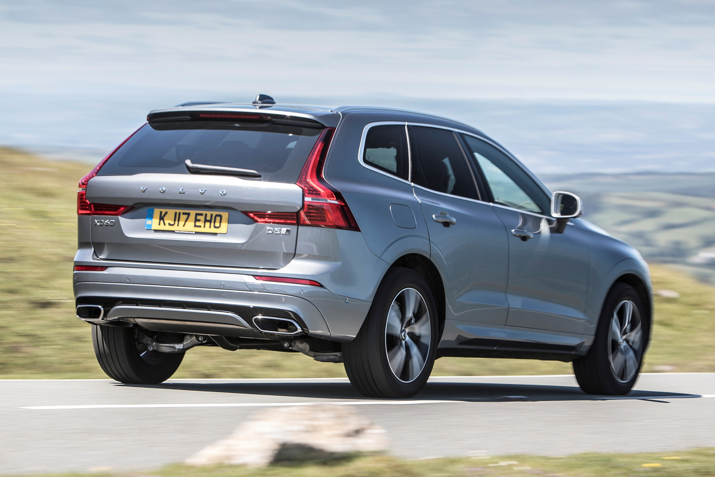 New Volvo XC60 review - rear
