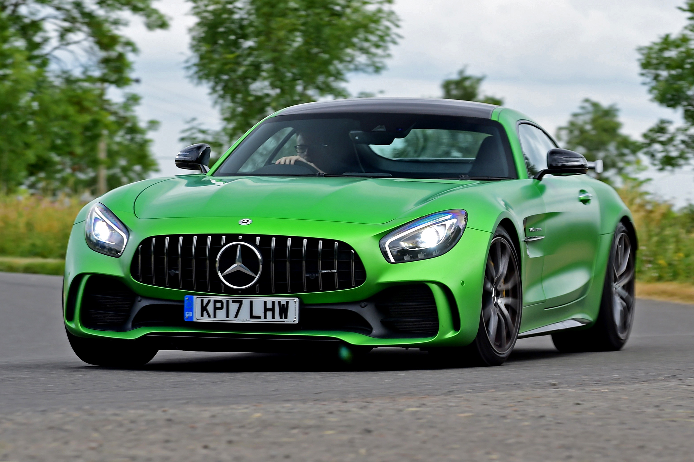 2017 Mercedes-AMG GT R review | Auto Express