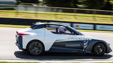 Nissan BladeGlider review - side