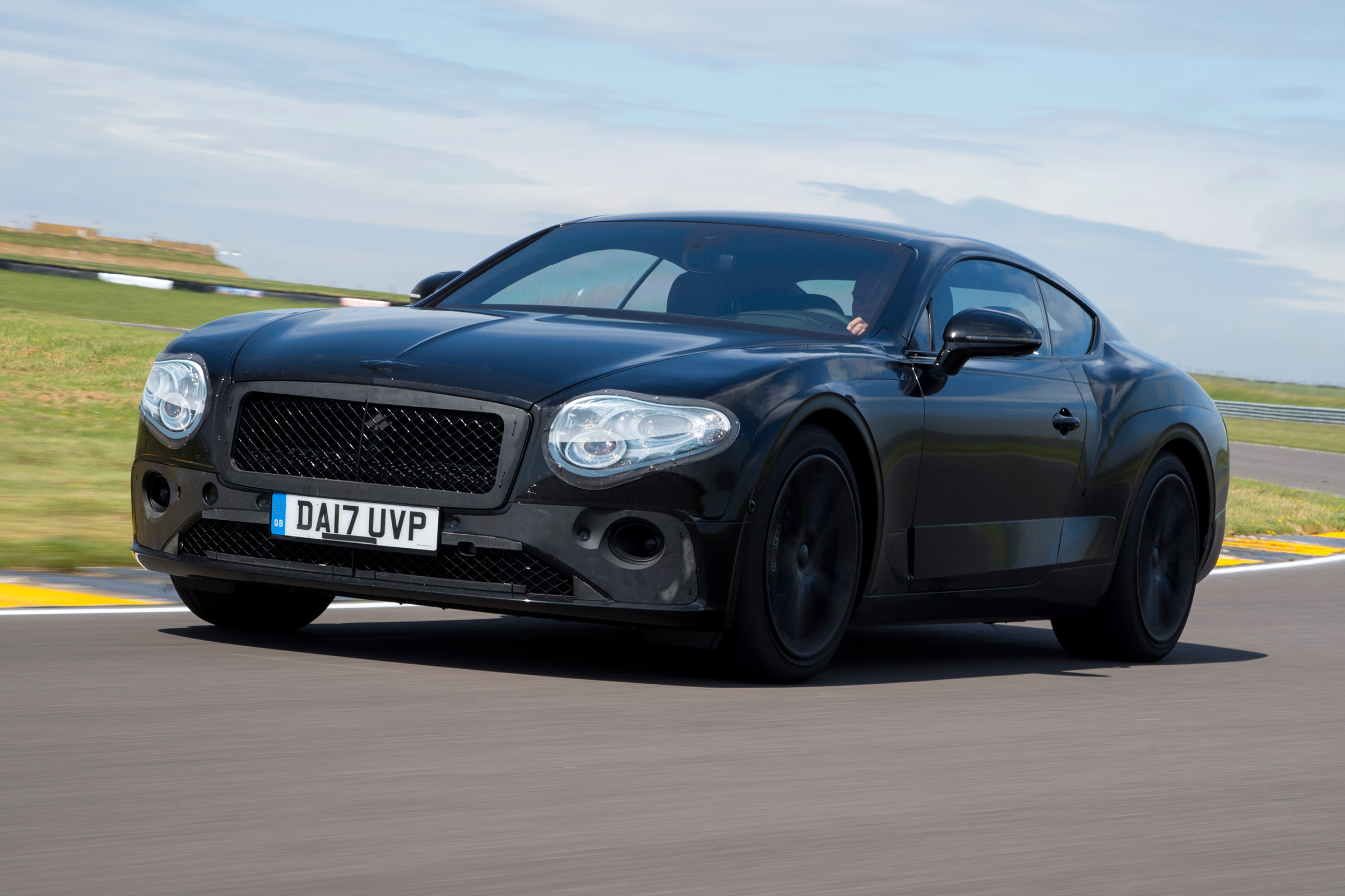 2017 Bentley Continental GT review - front