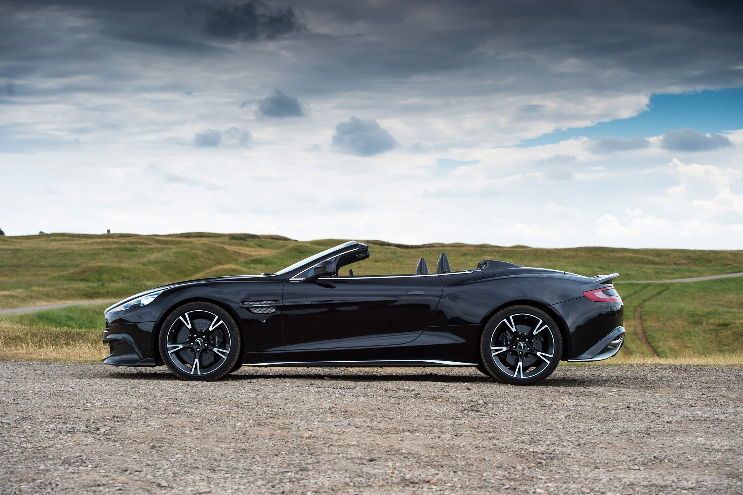Aston Martin Vanquish S Volante - top down