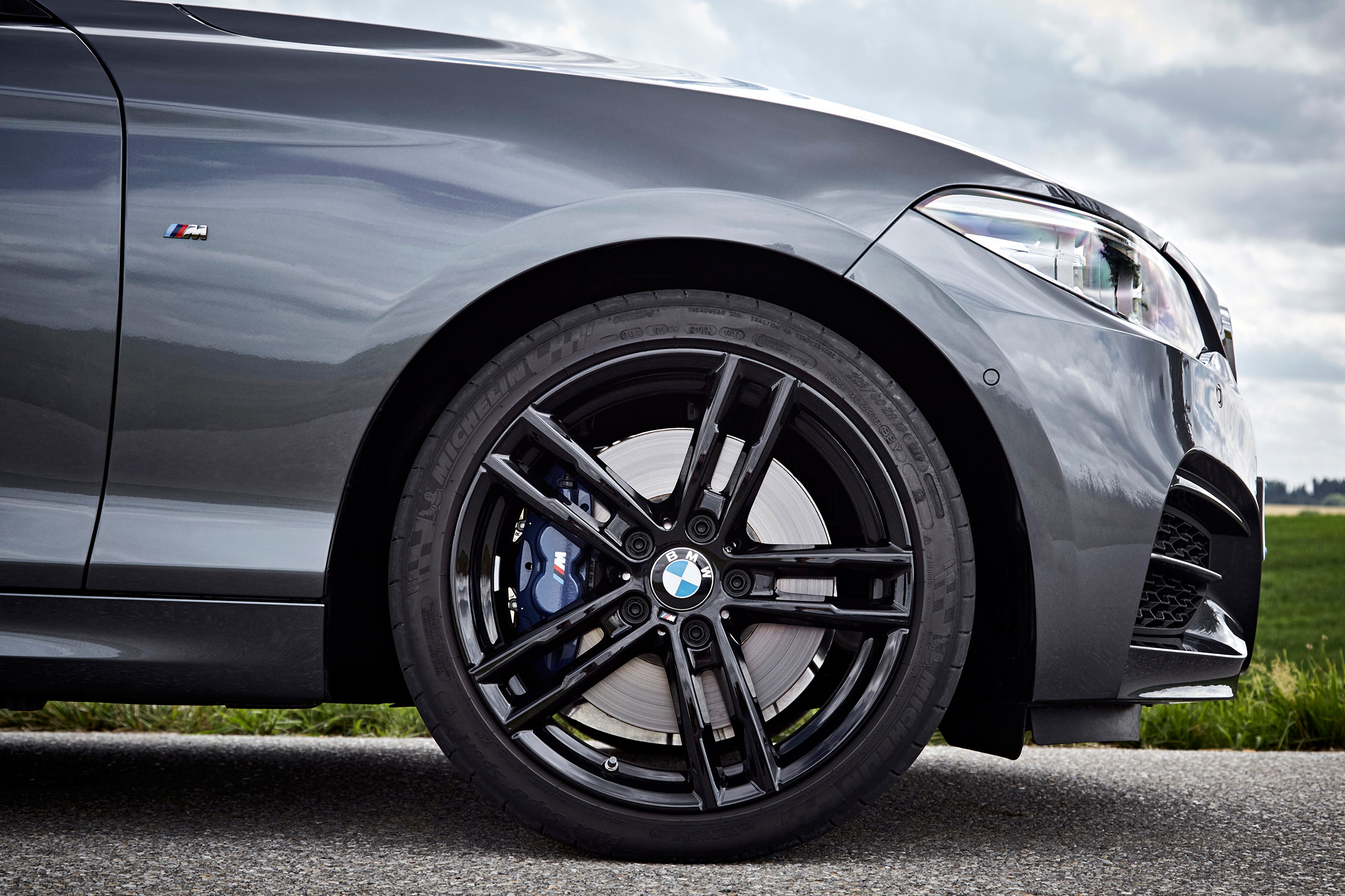BMW M240i Coupe facelift review - wheel