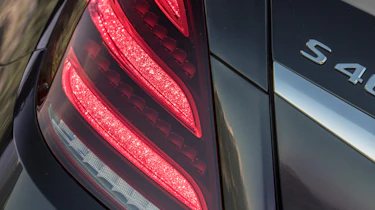 Mercedes S-Class - taillight