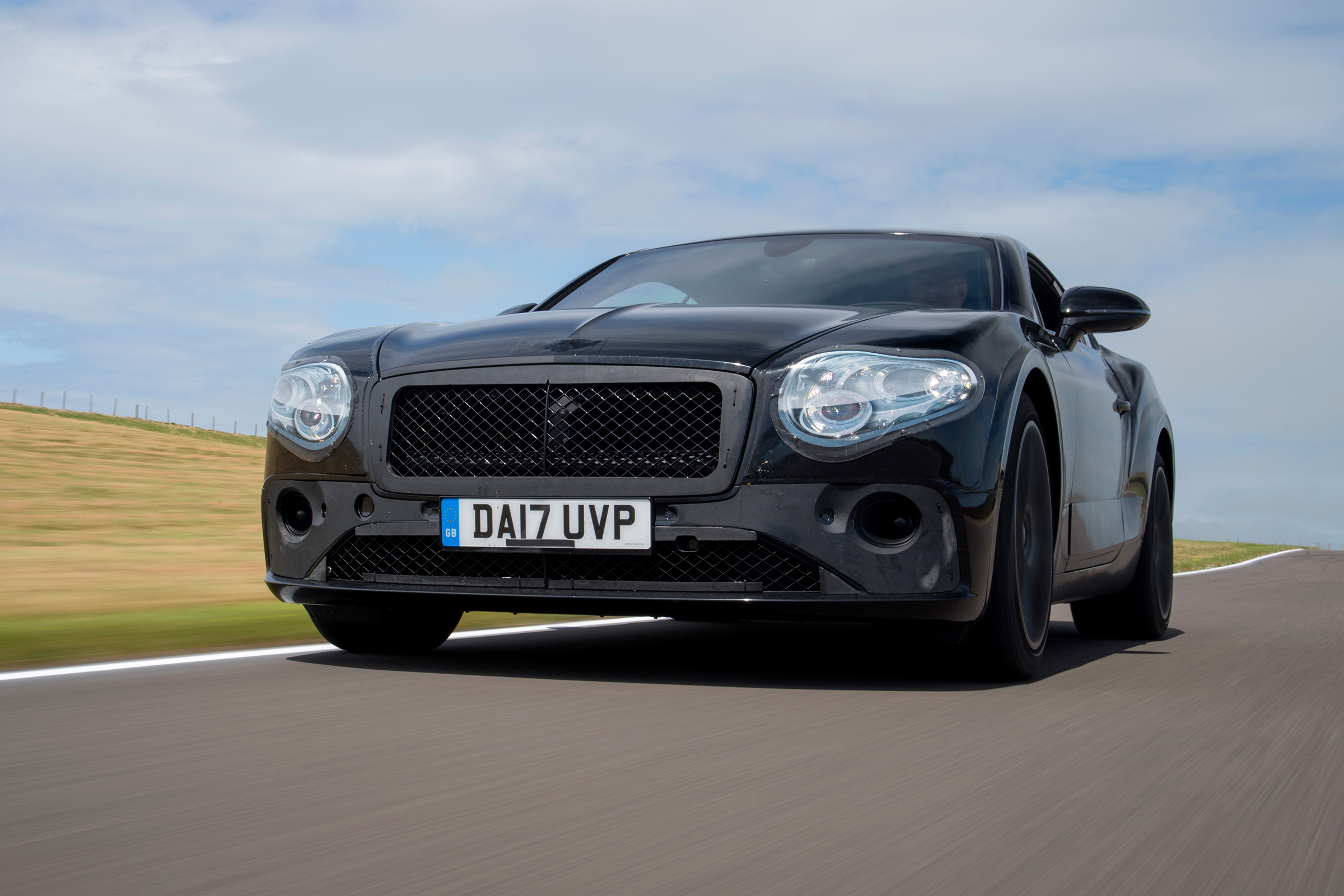 2017 Bentley Continental GT review - front
