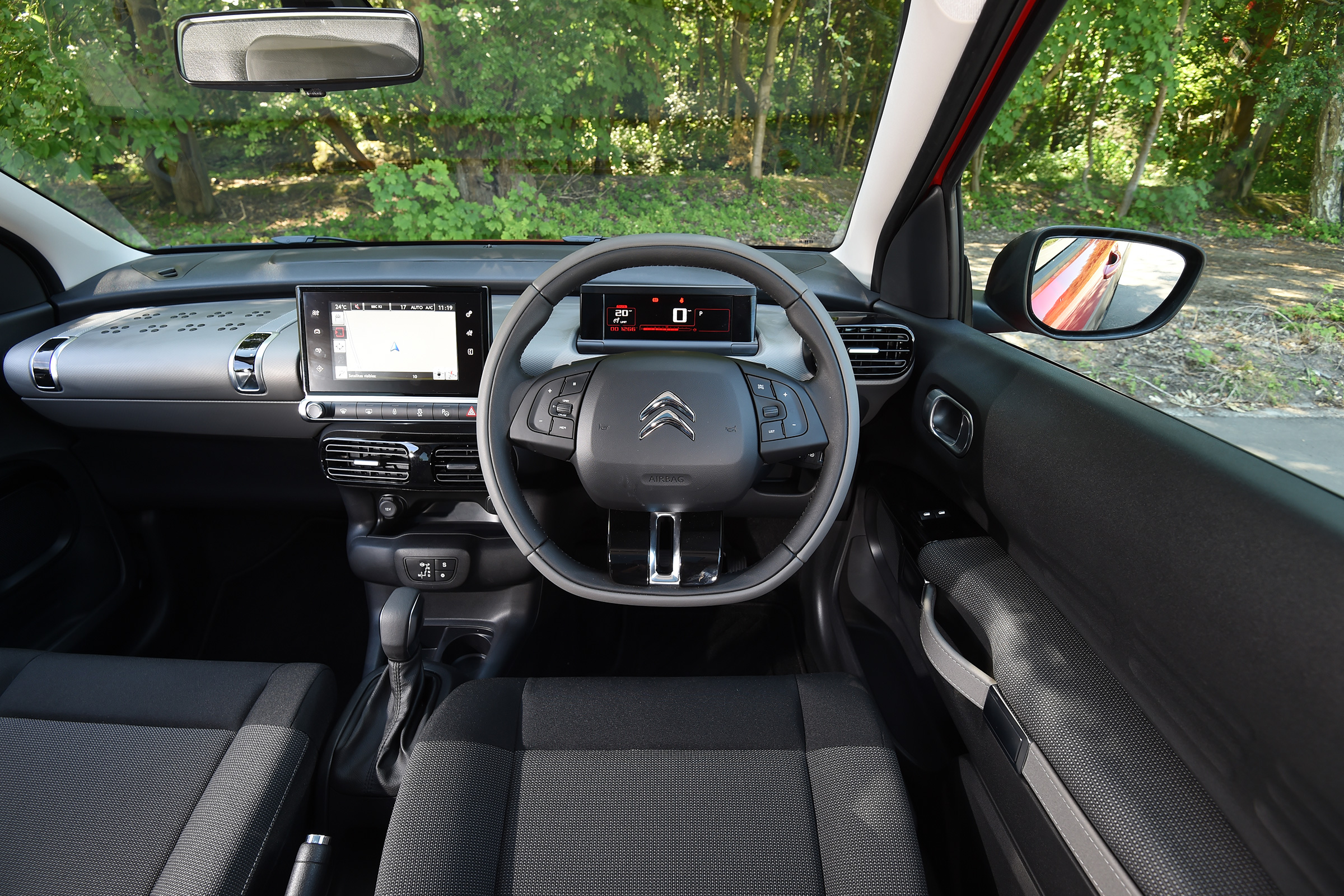 Citroen C4 Cactus review - interior