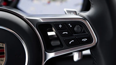 Porsche Panamera Turbo S E Hybrid - controls