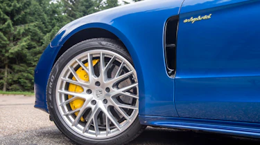 Porsche Panamera Sport Turismo 2017 review - wheel