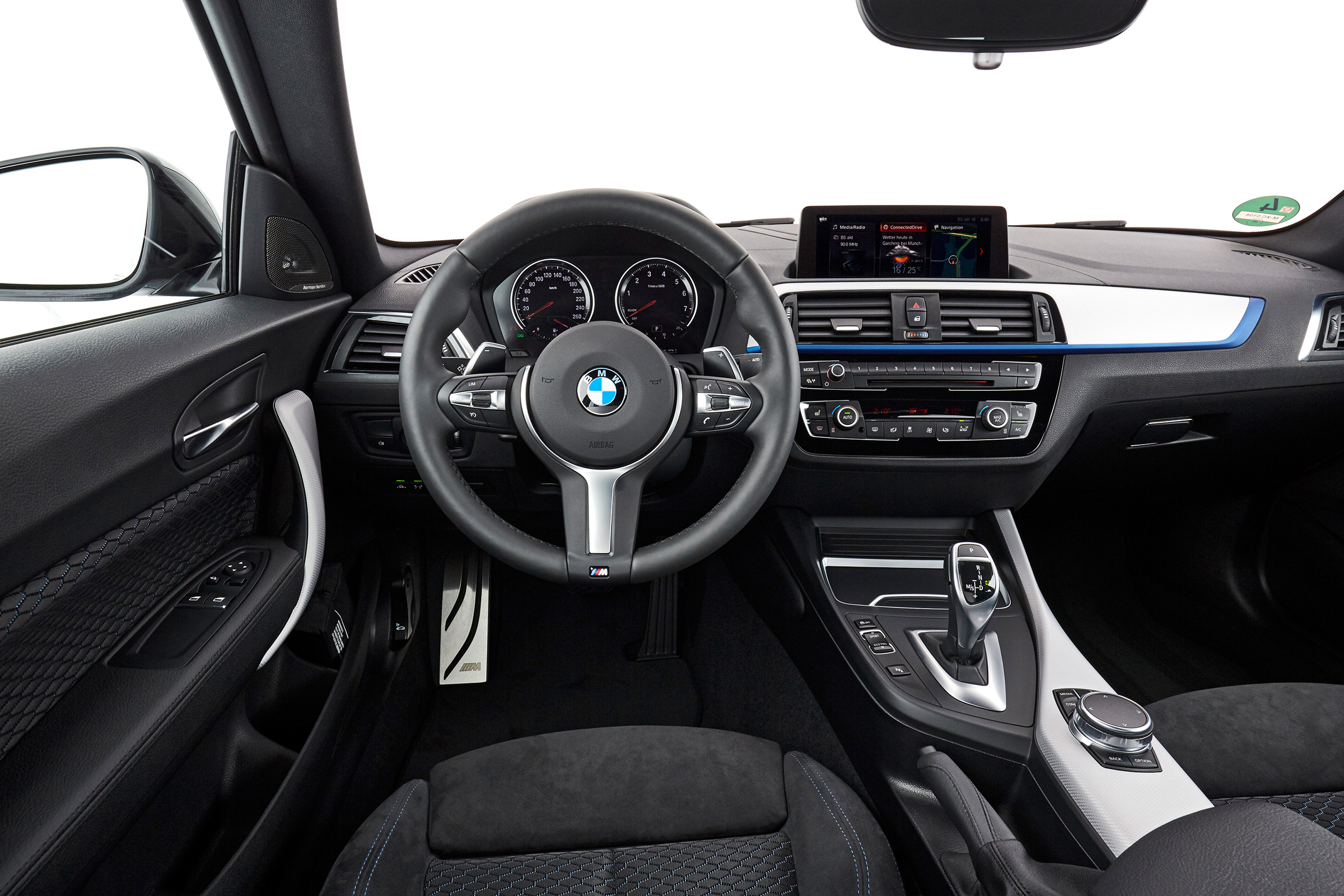 BMW M240i Coupe facelift review - interior