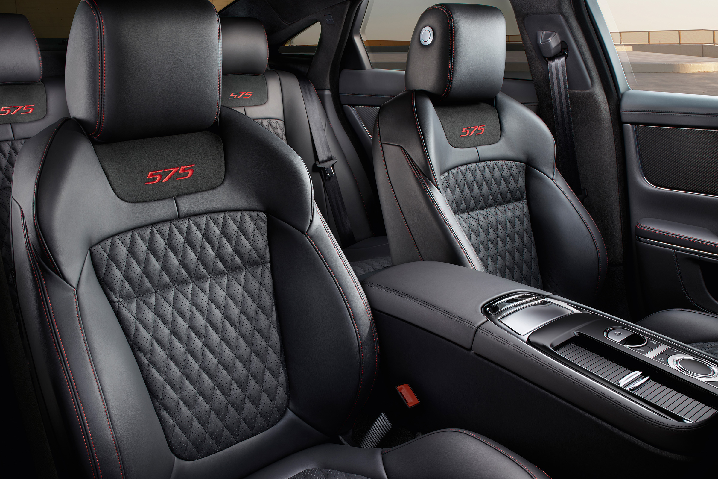 2017 Jaguar XJ facelift - front seats