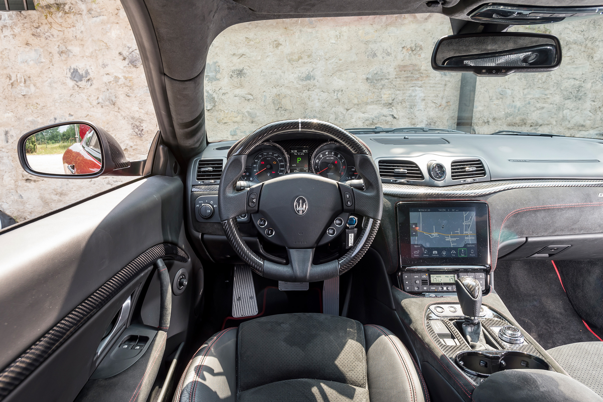 Maserati GranTurismo - interior