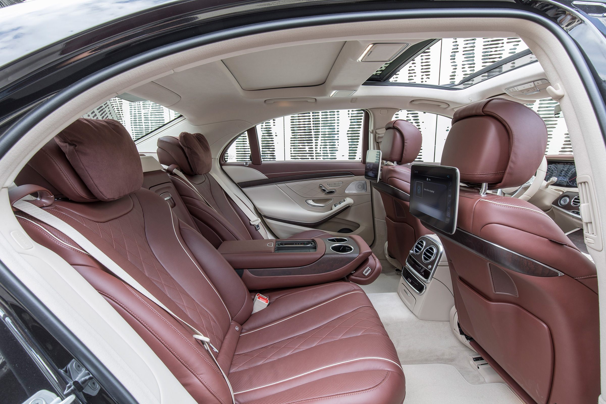 Mercedes S-Class - rear seats