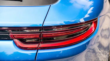 Porsche Panamera Sport Turismo 2017 review - taillight