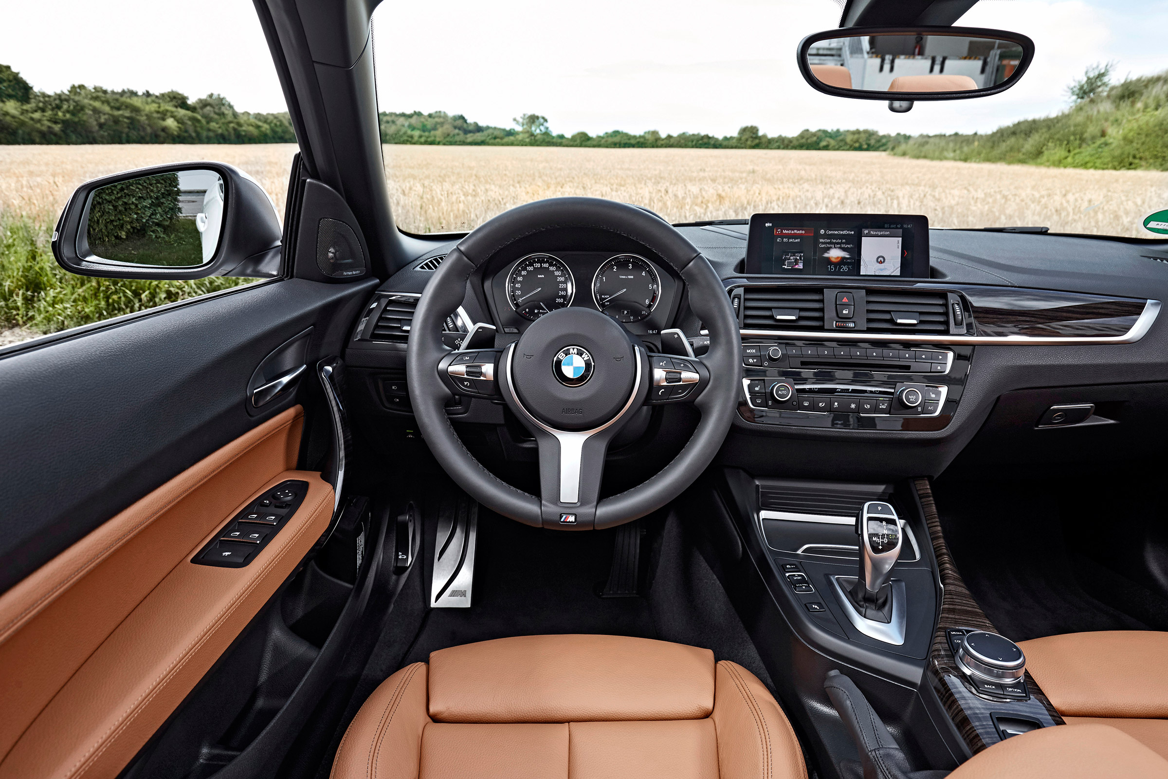 BMW 220d Convertible - dash