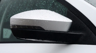 Skoda Octavia Scout - wing mirror