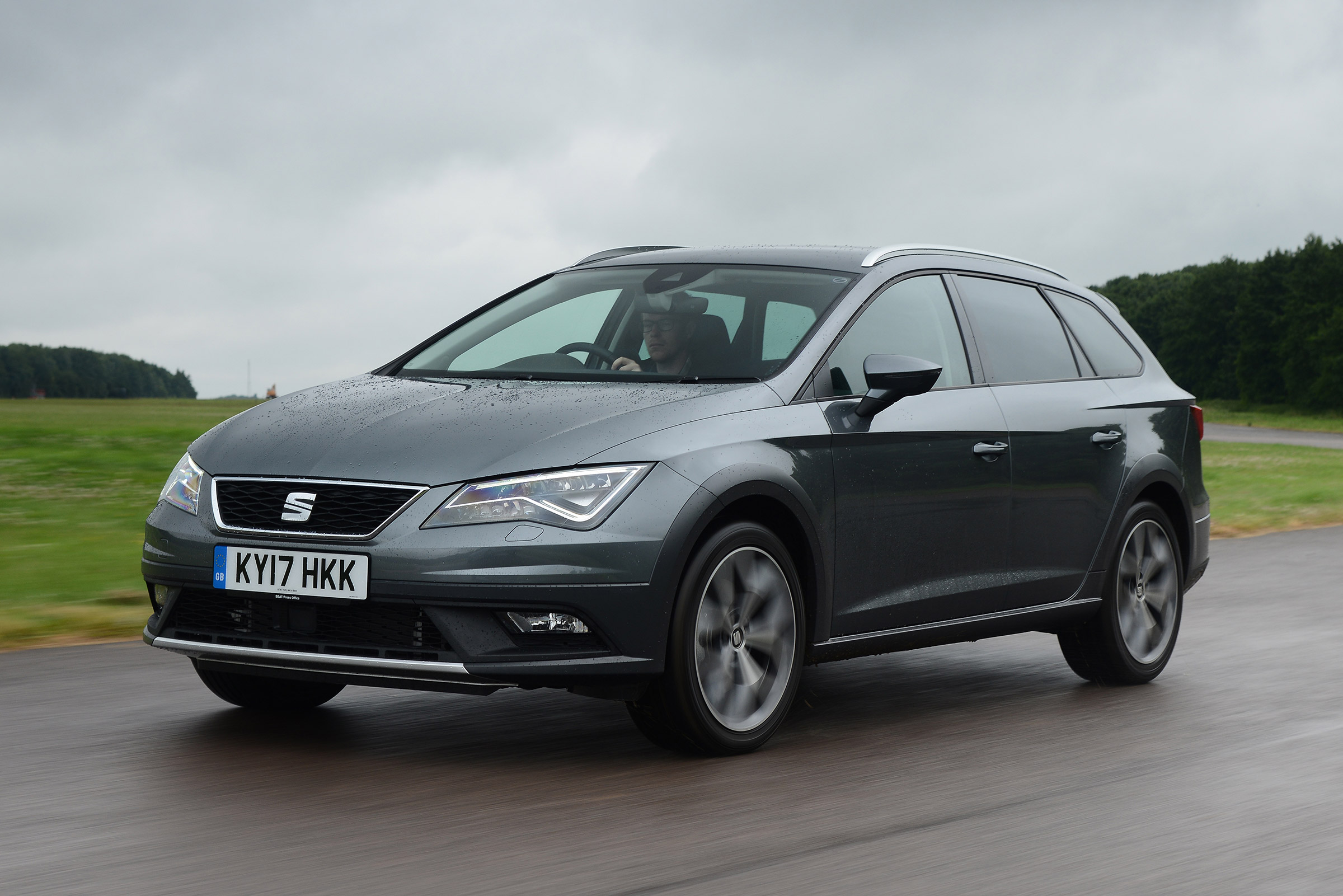 SEAT Leon X-Perience - front