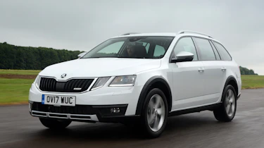 Skoda Octavia Scout - front