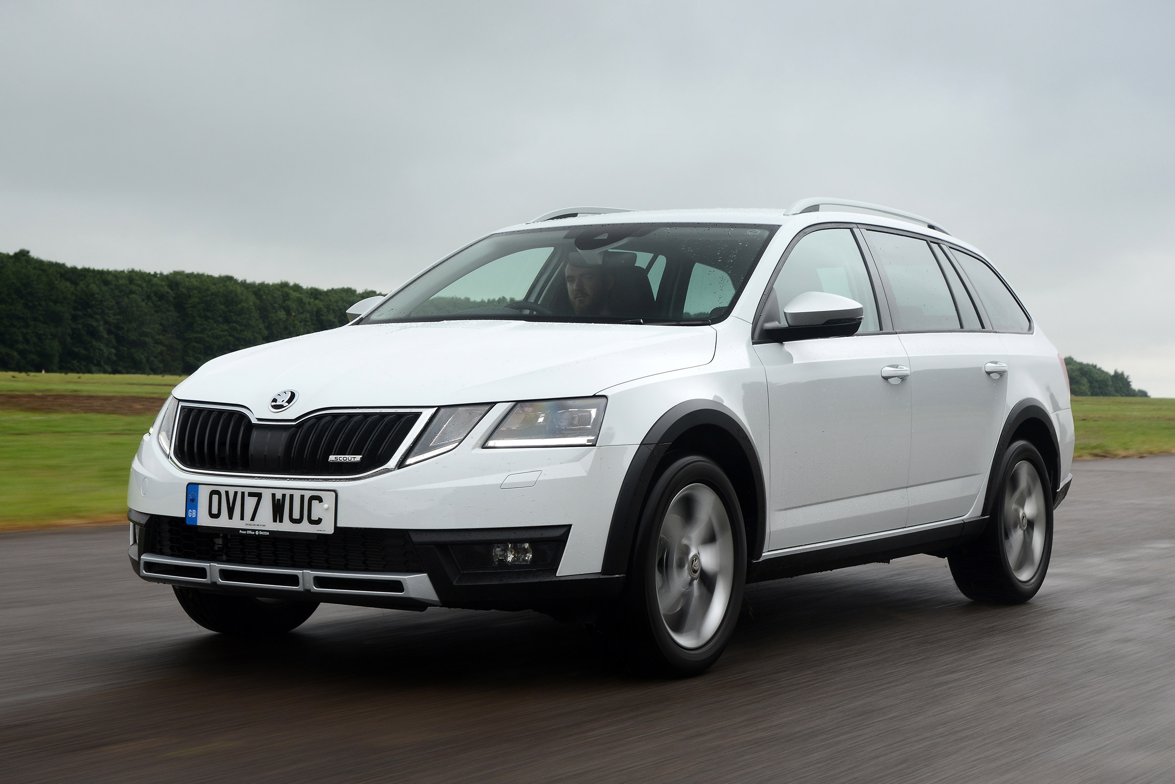 Skoda Octavia Scout review - front
