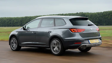 SEAT Leon X-Perience - rear