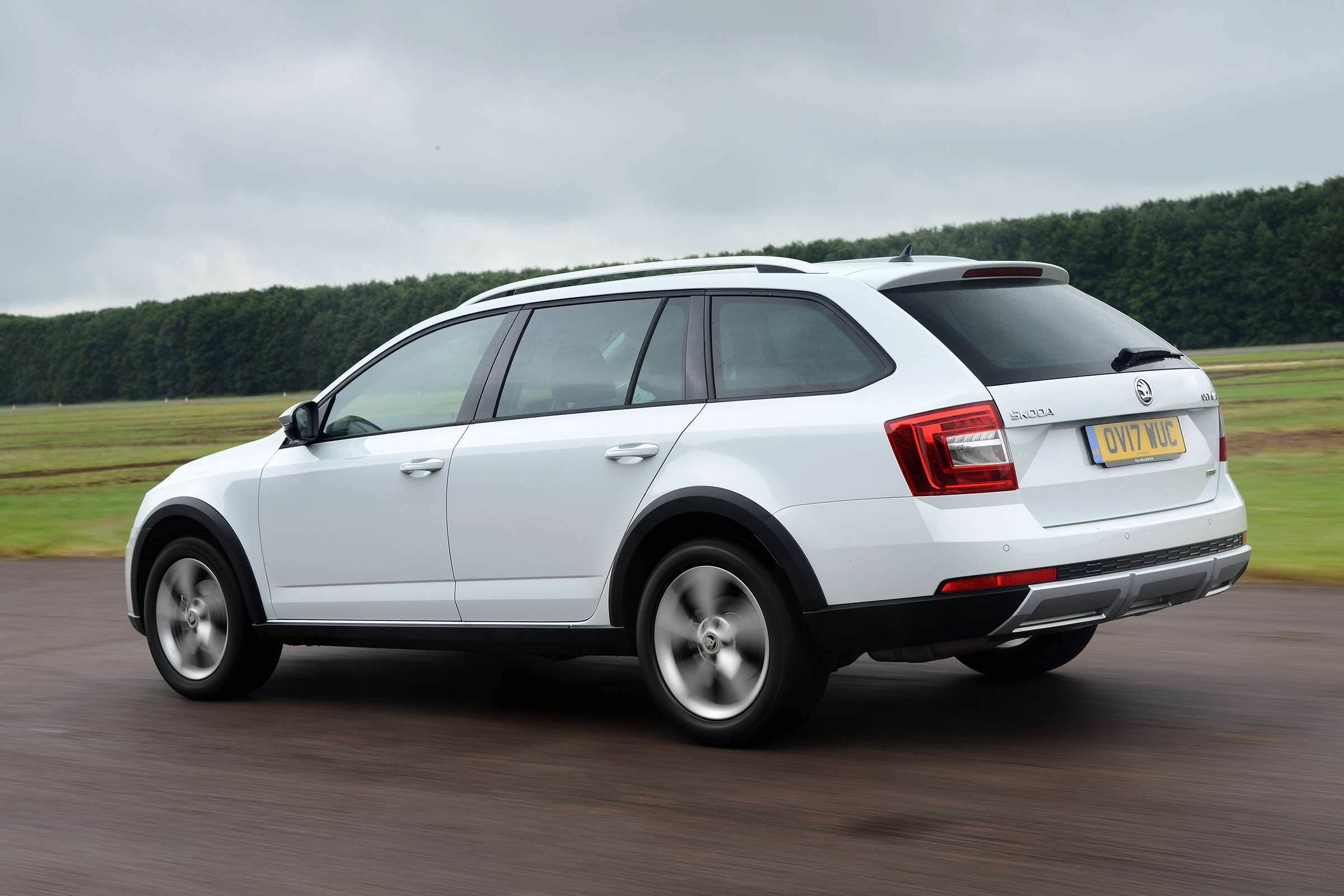 Skoda Octavia Scout - rear