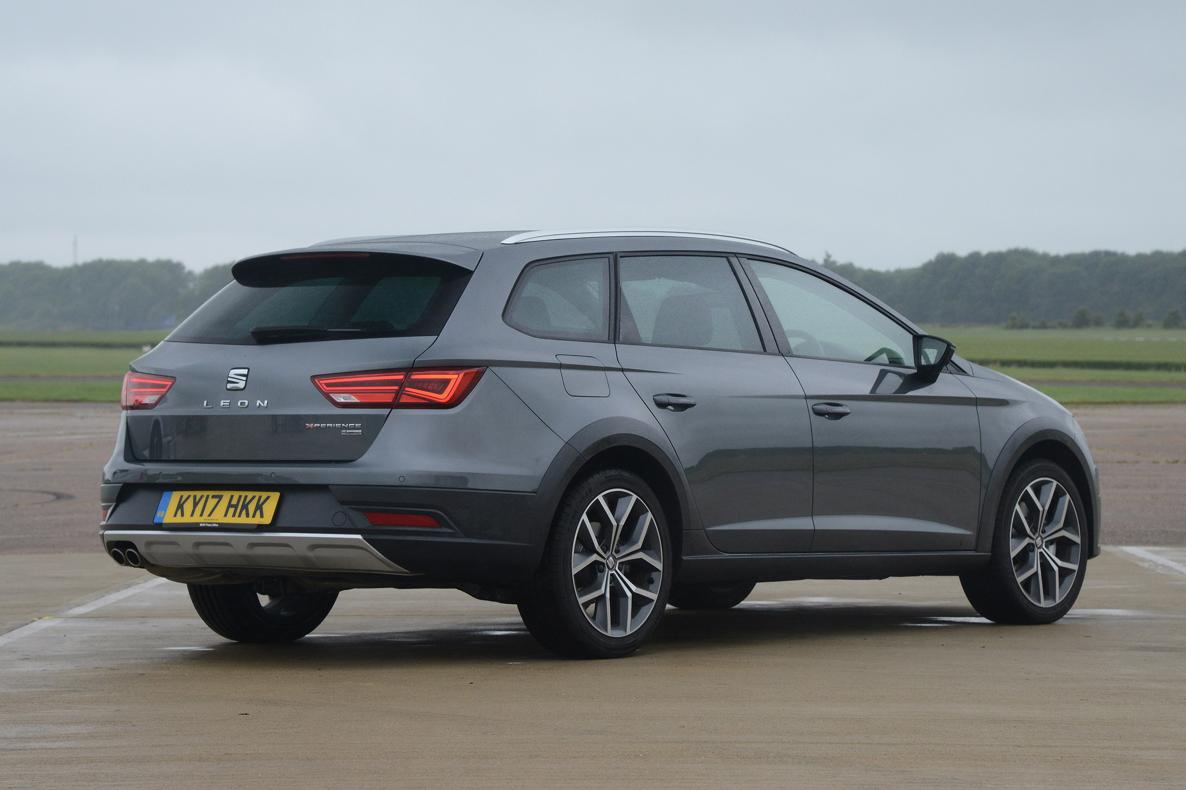 SEAT Leon X-Perience - rear static