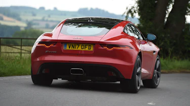 Jaguar F-Type 4-cylinder - rear