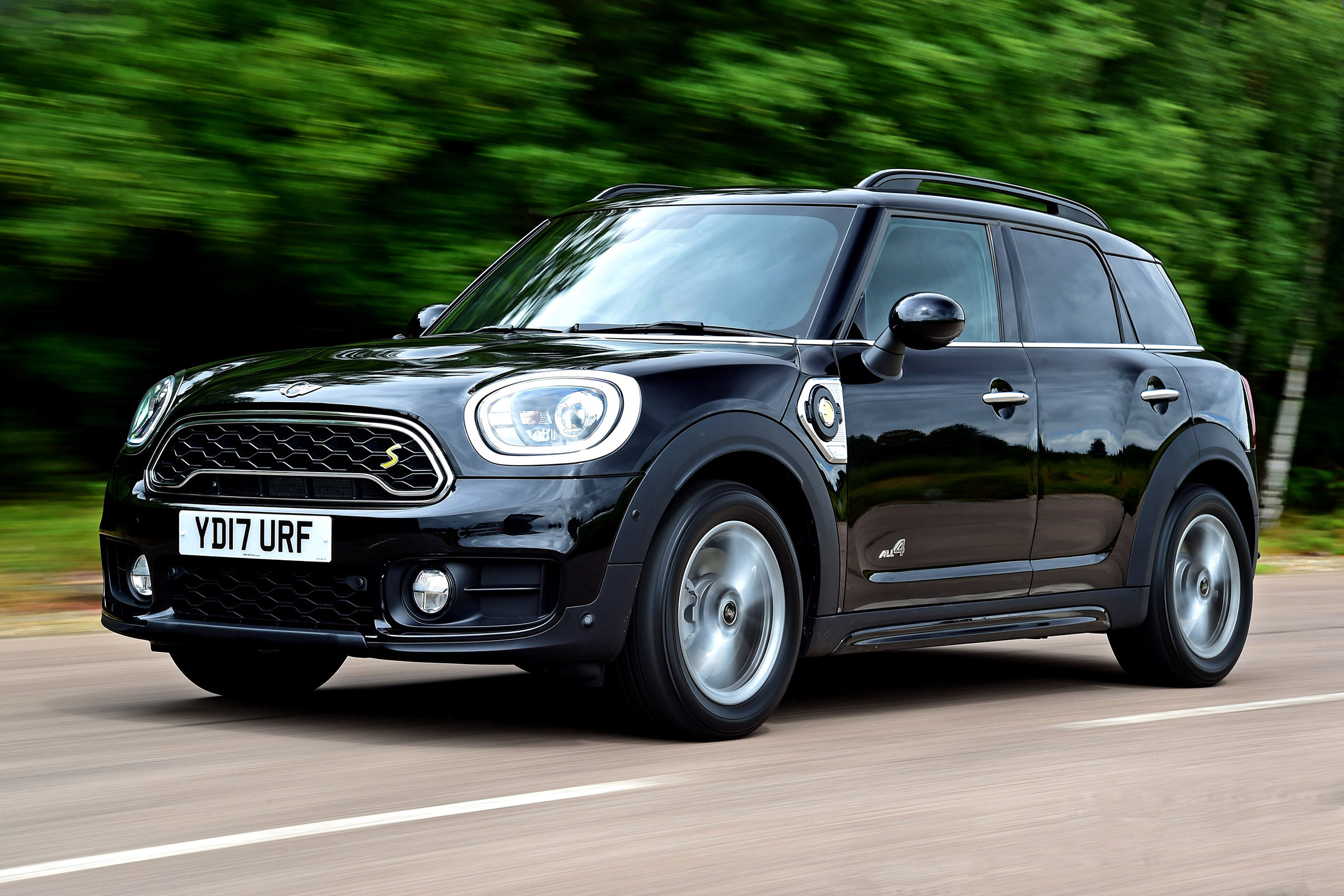 MINI Countryman S E - front