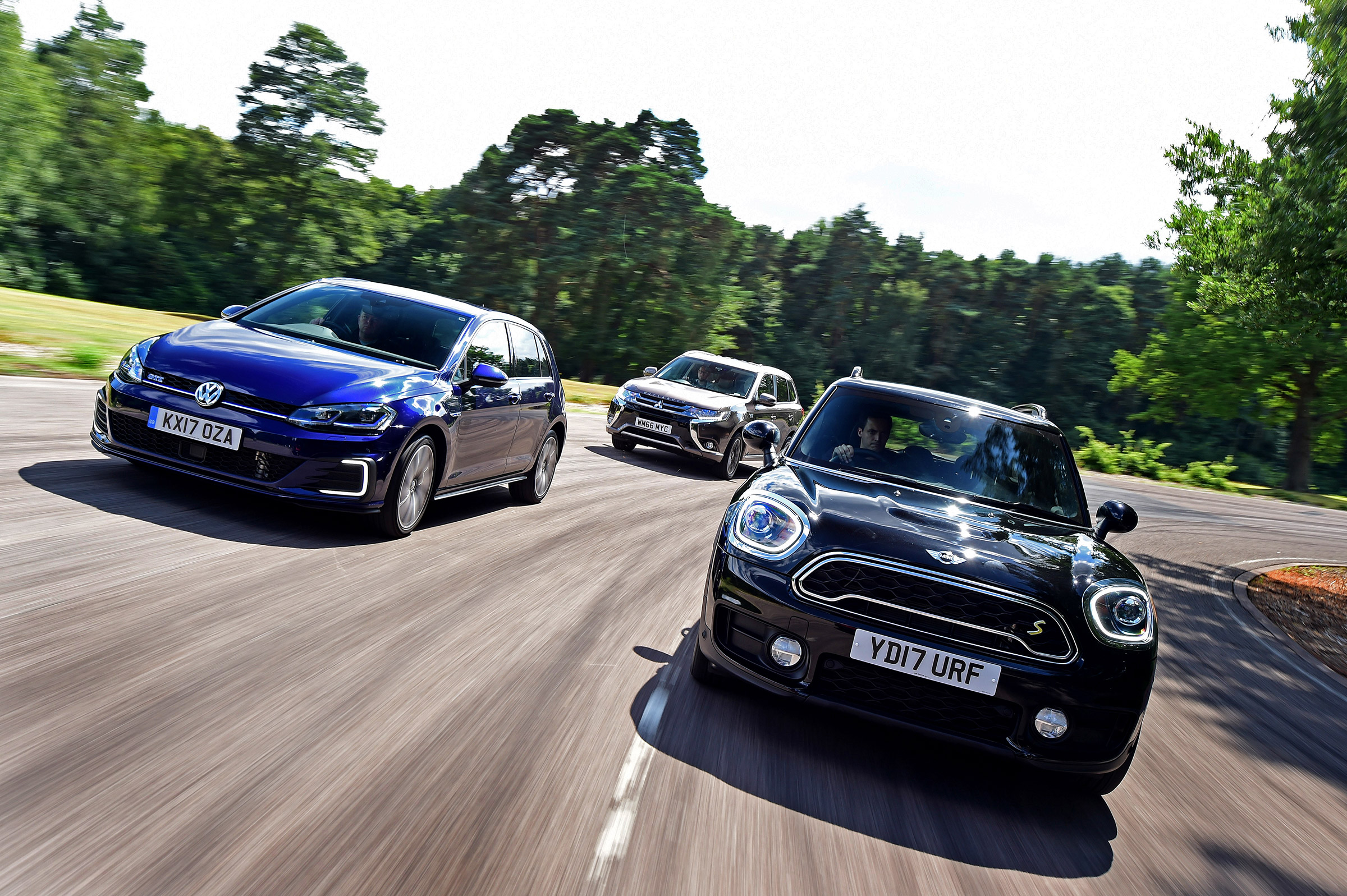 MINI Countryman S E vs Volkswagen Golf GTE vs Mitsubishi Outlander PHEV - header