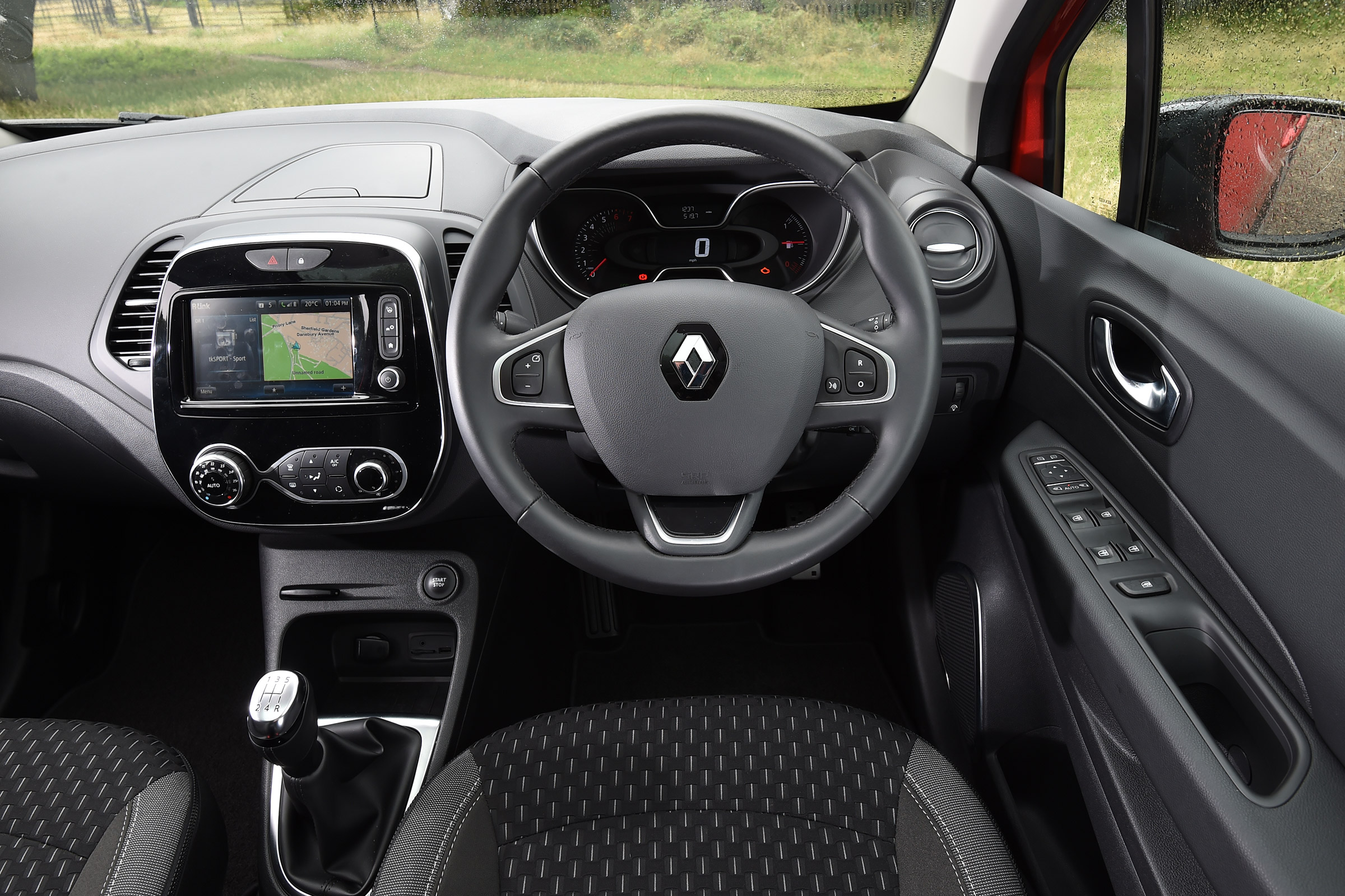 Renault Captur - dash