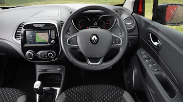 Renault Captur - dash