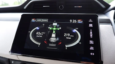Honda Clarity - infotainment