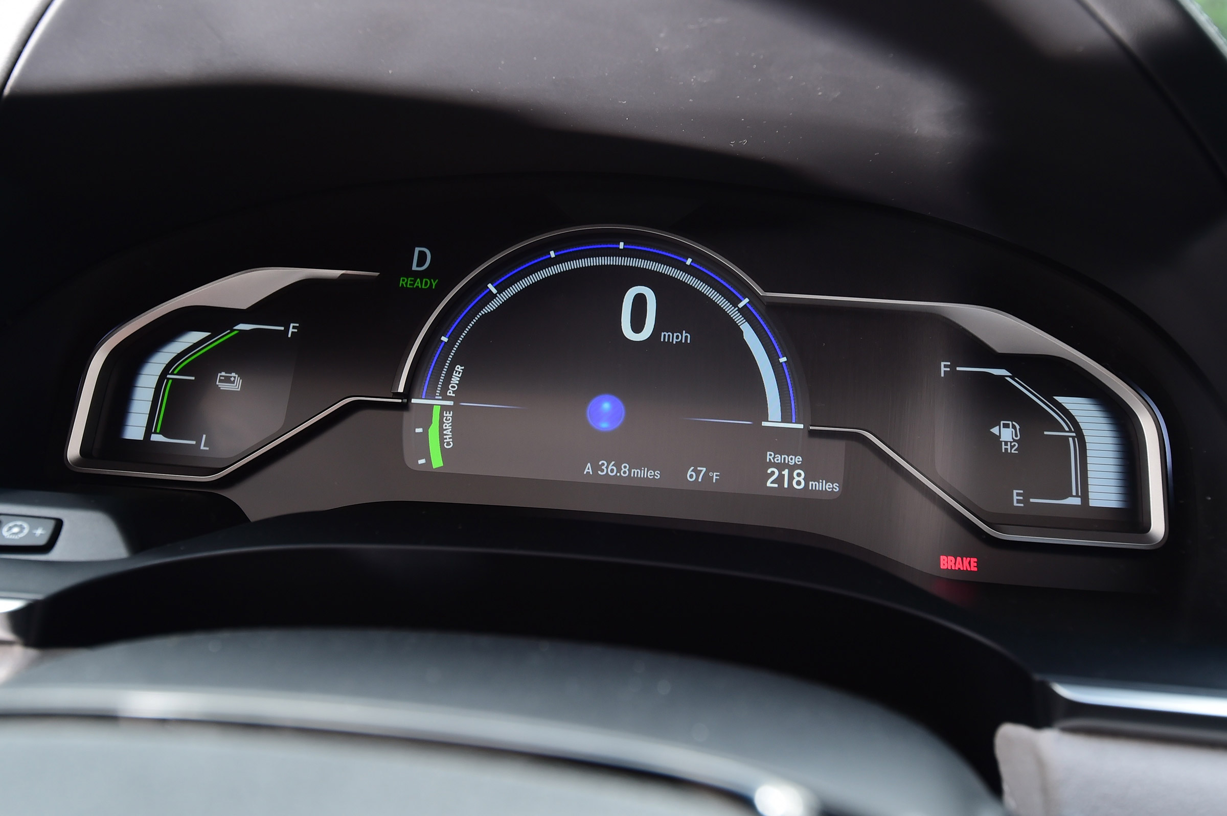 Honda Clarity - dials