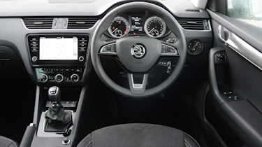 Skoda Octavia Scout - dash