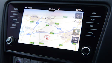 Skoda Octavia Scout - sat-nav