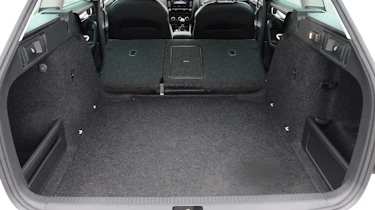 Skoda Octavia Scout - full boot