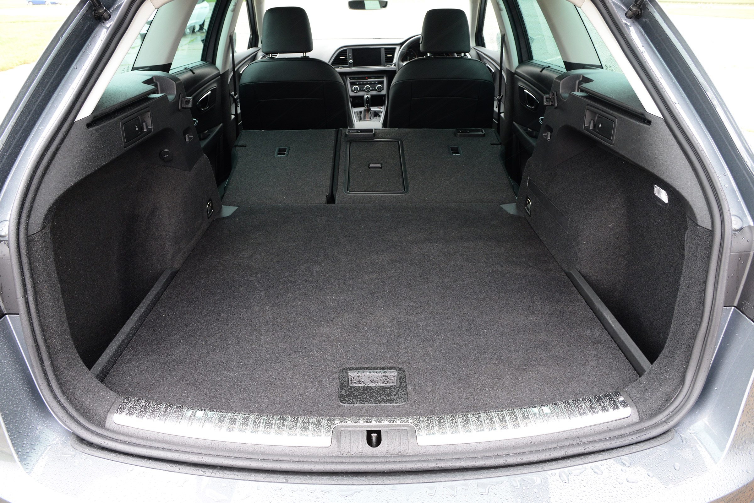 SEAT Leon X-Perience - full boot