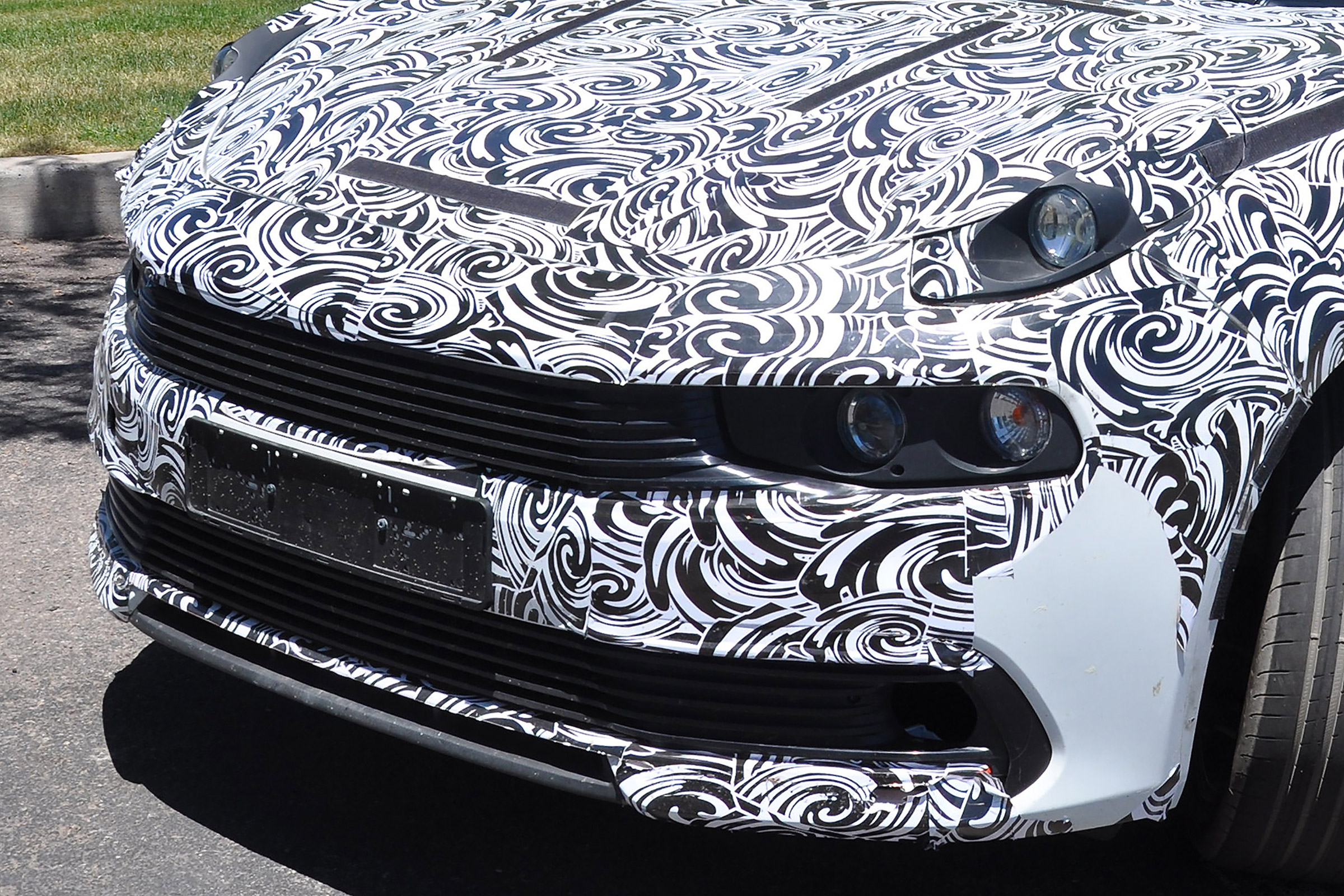 Lynk &amp; Co 03 spy shots front close up