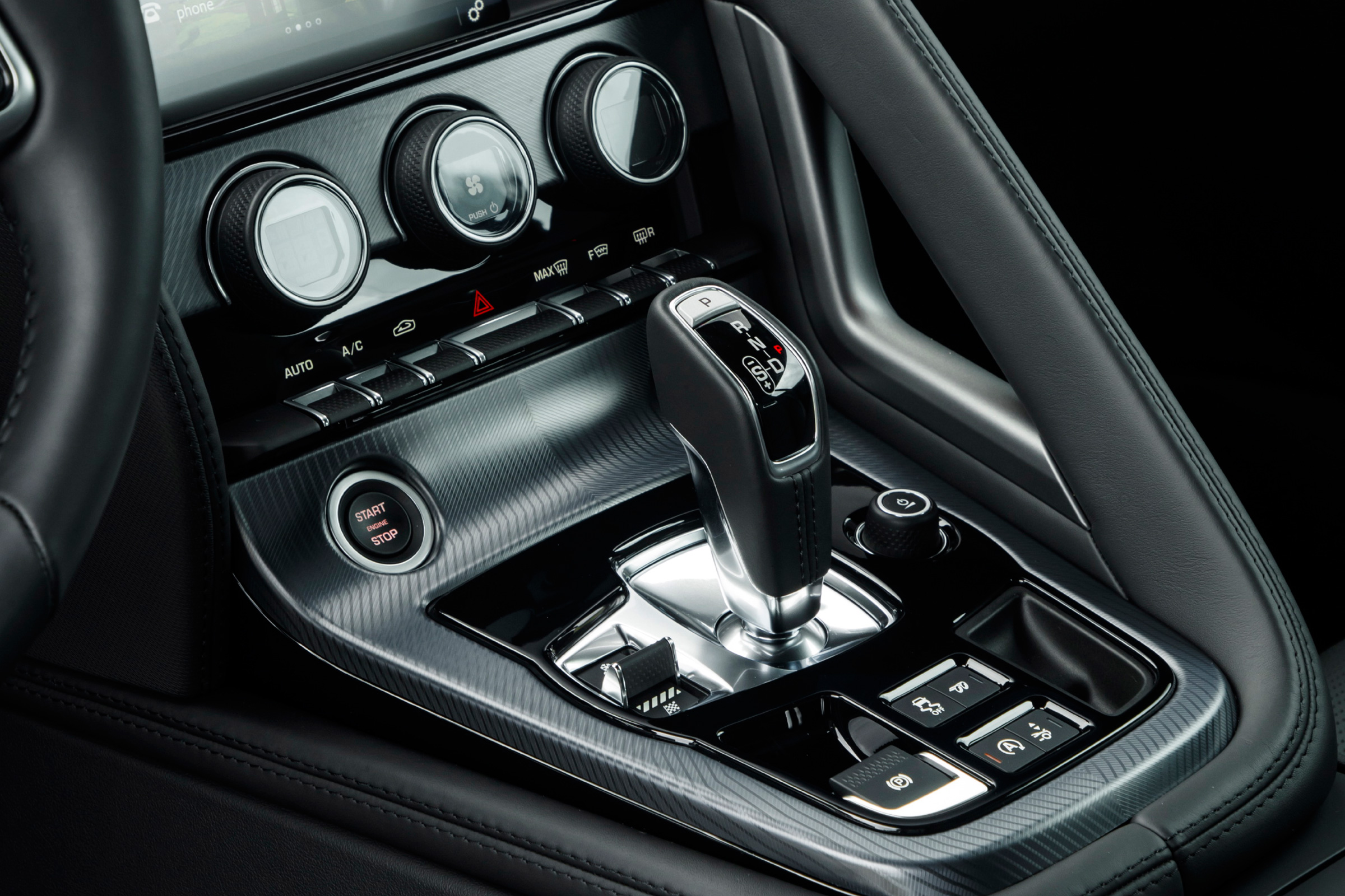 Jaguar F-Type 4-cyl review - transmission