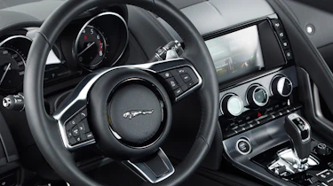 Jaguar F-Type 4-cyl review - steering wheel