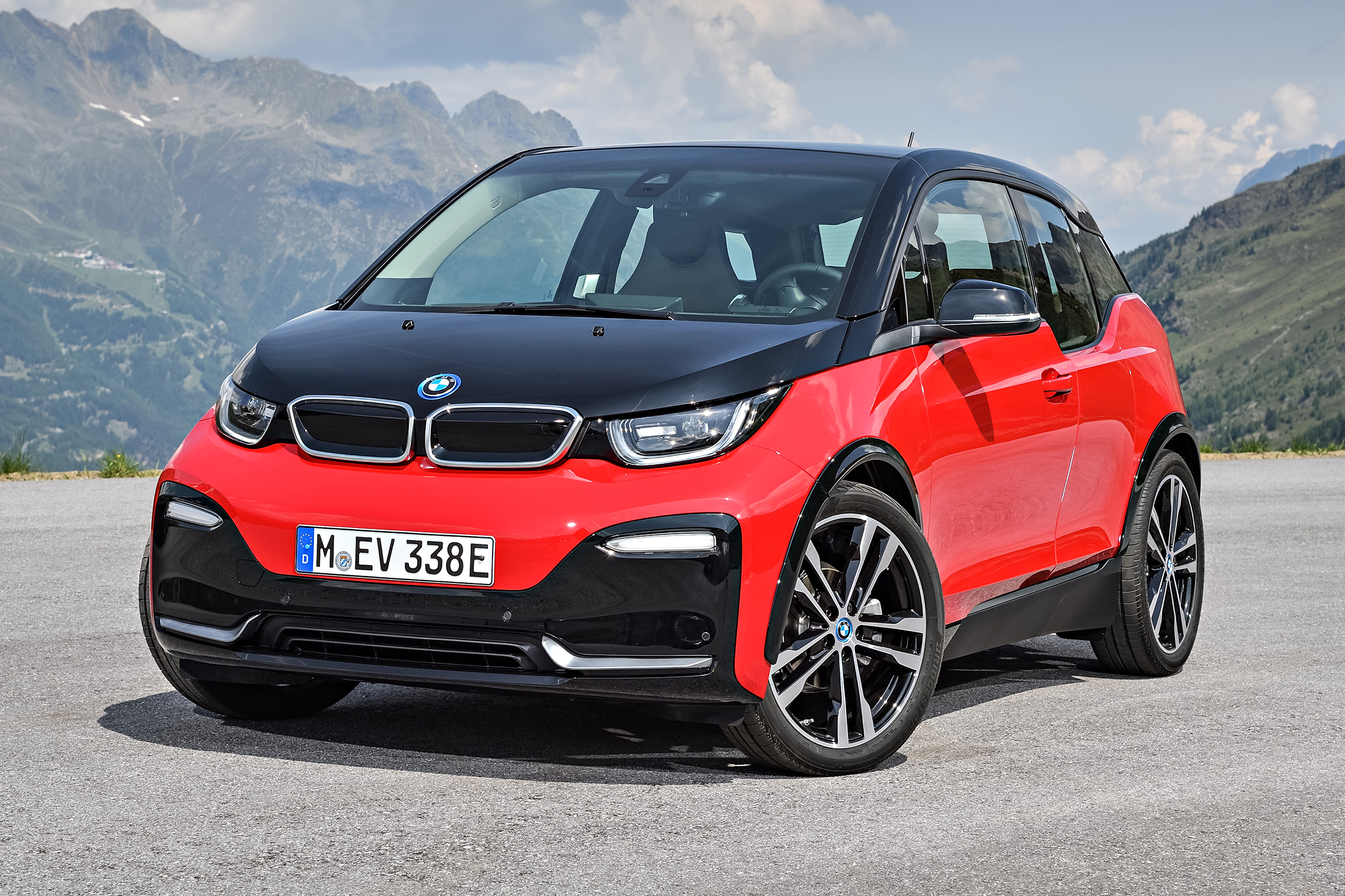 BMW i3S - front