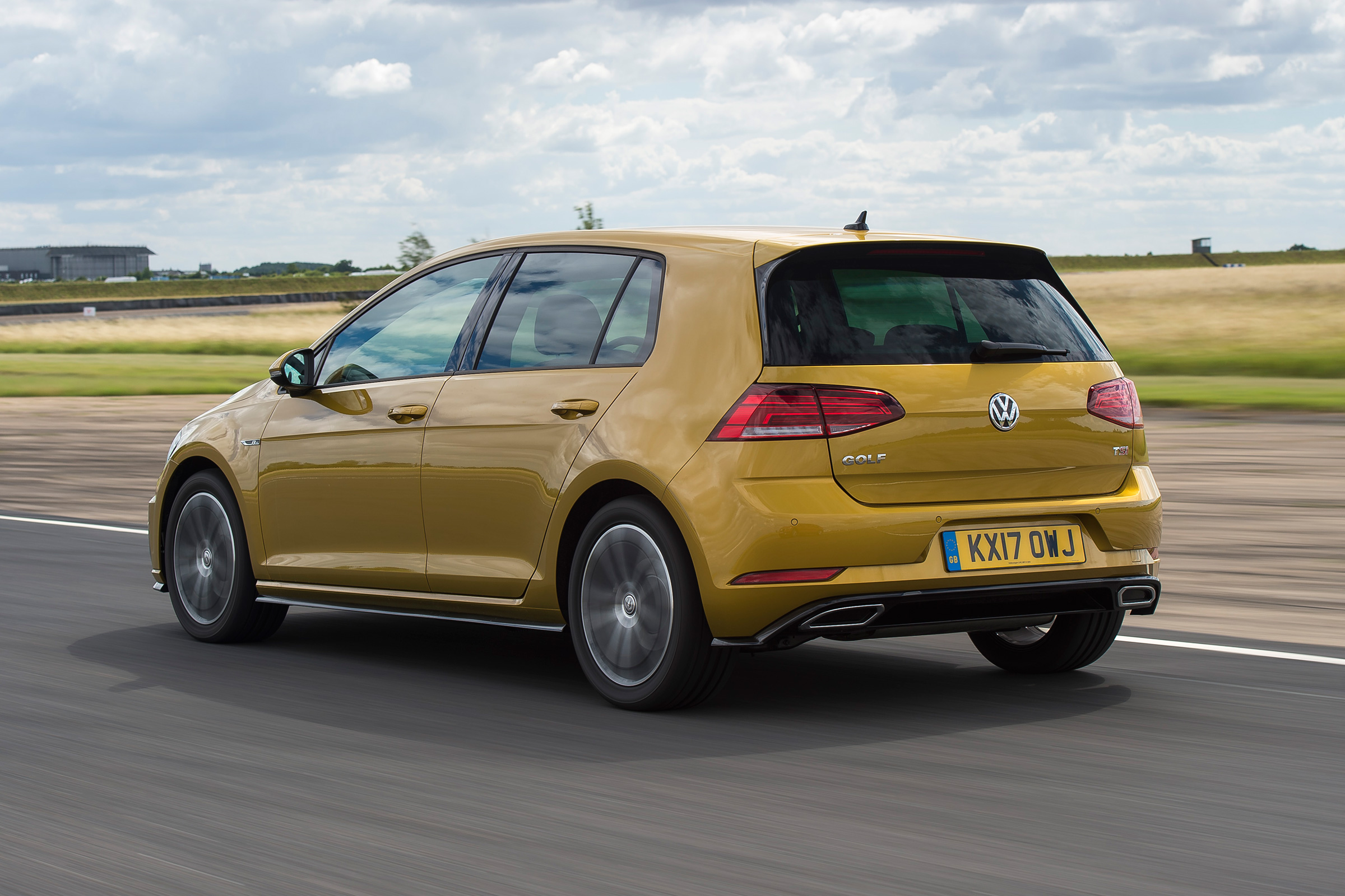 Volkswagen Golf - rear