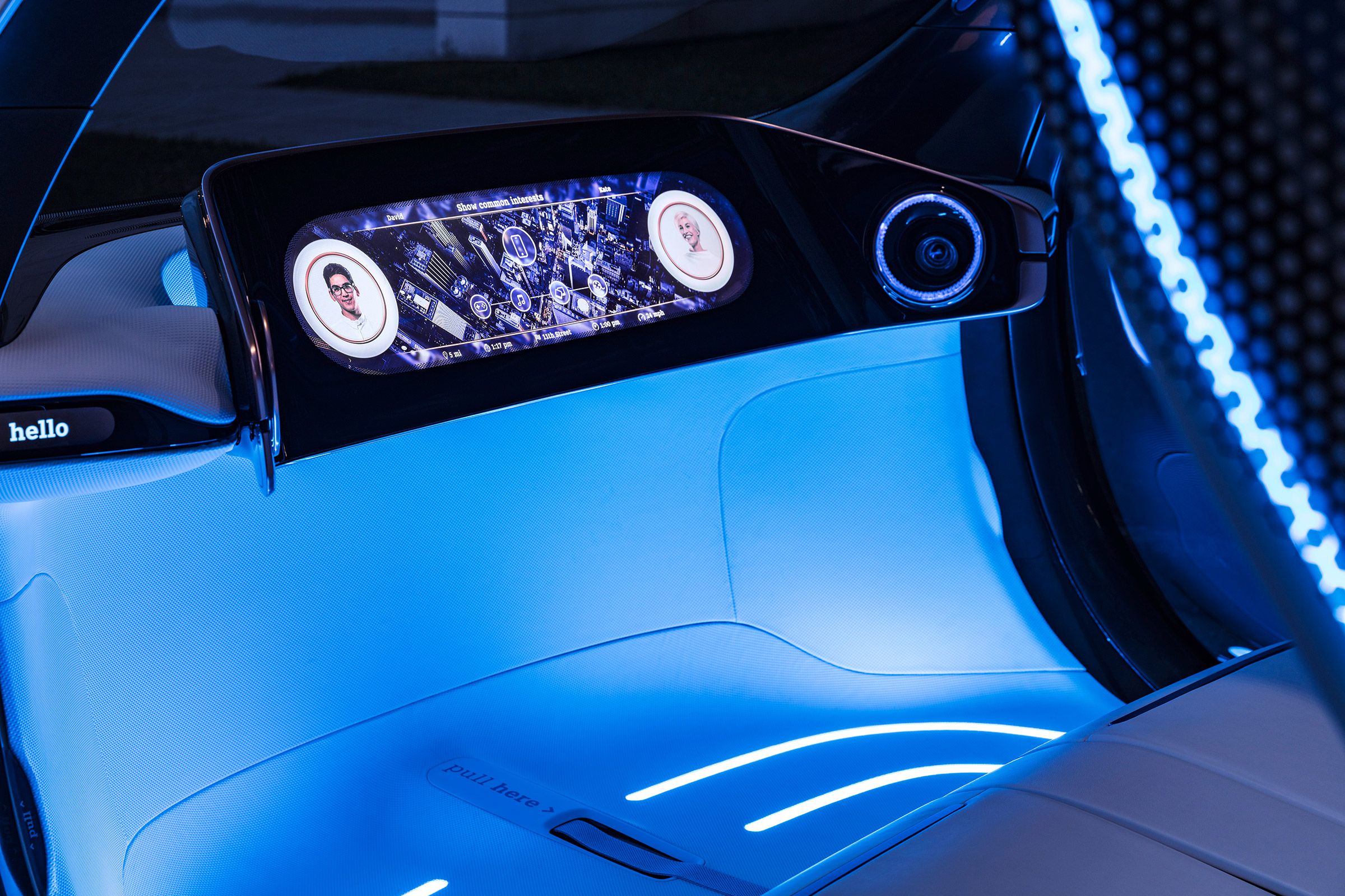 Smart Vision EQ ForFour concept - dash