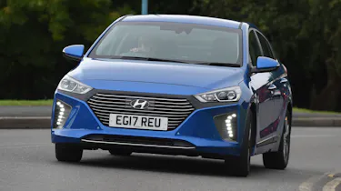 Hyundai Ioniq Plug-in - front