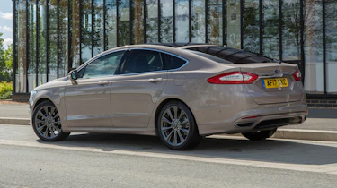 Ford Mondeo Vignale - rear