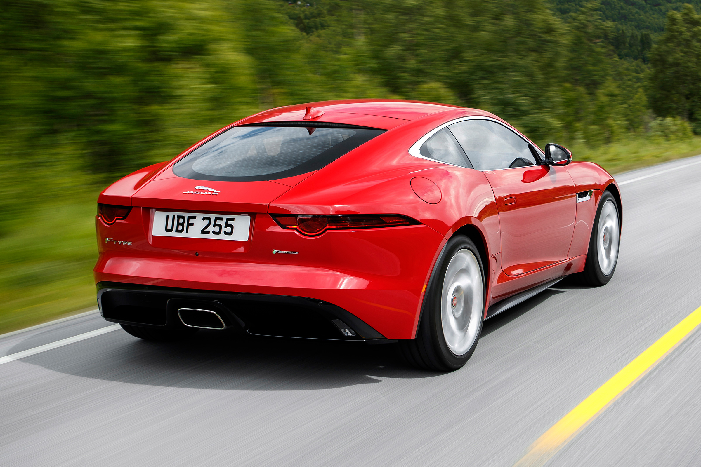 Jaguar F-Type 4-cyl review - rear