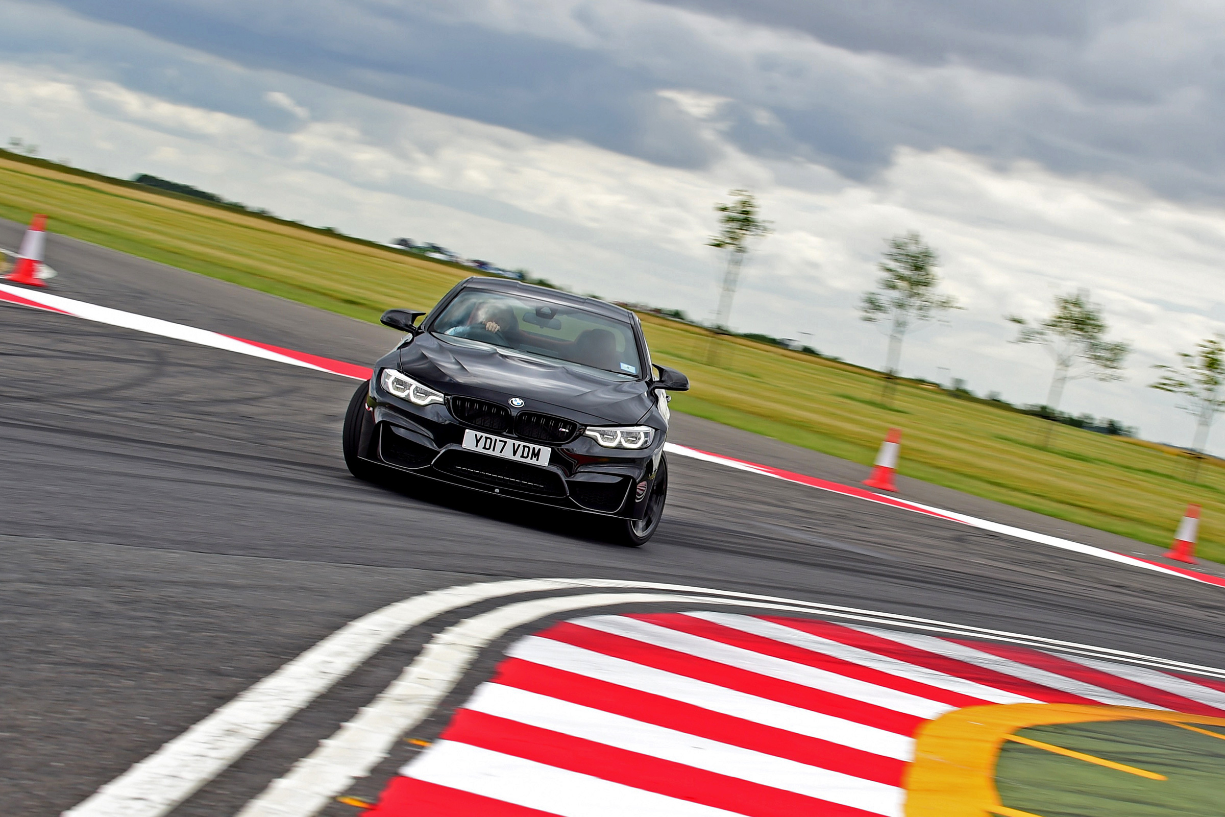 BMW M4 - front