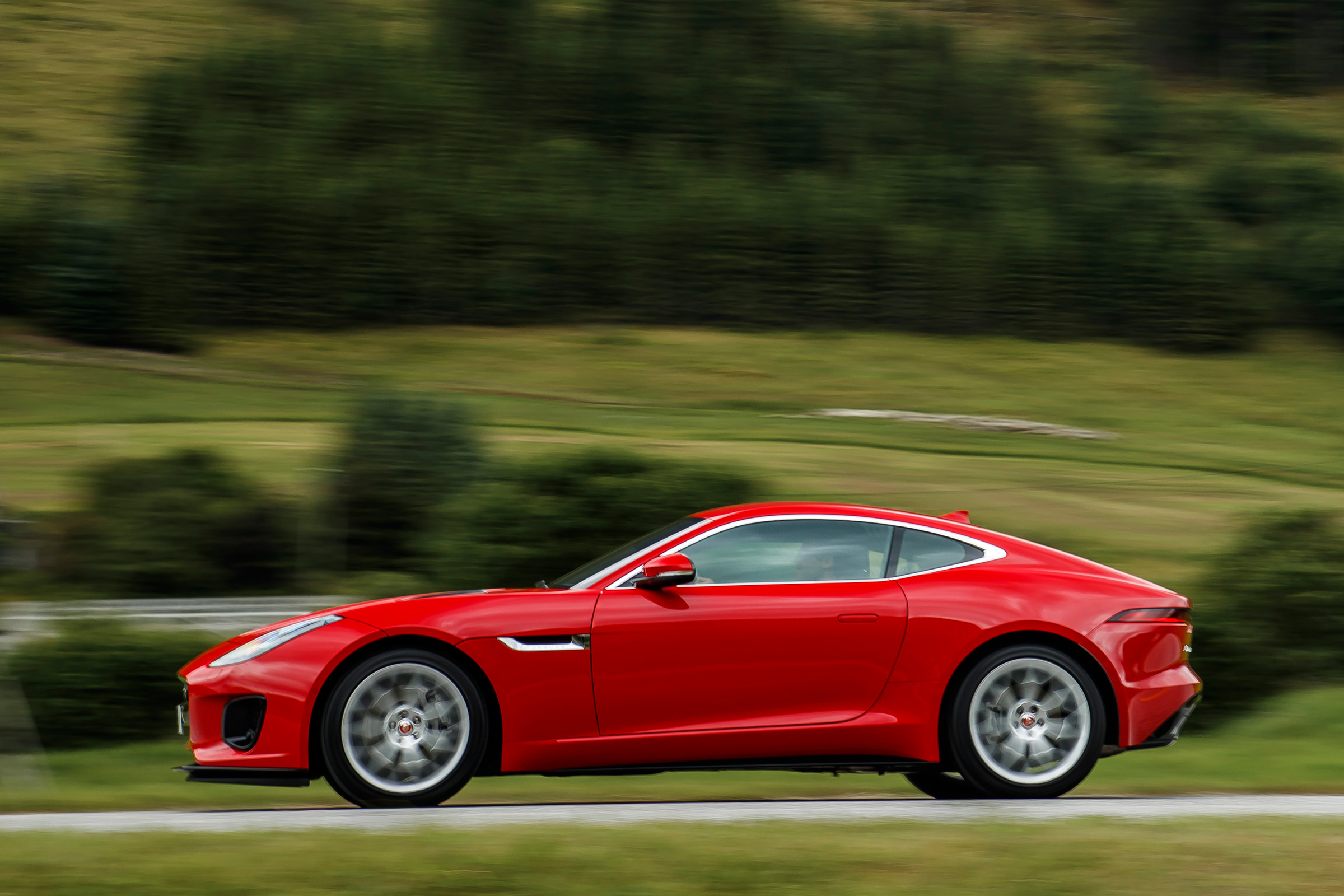 Jaguar F-Type 4-cyl review - side