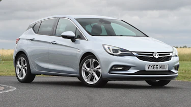 Vauxhall Astra - front