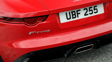 Jaguar F-Type 4-cyl review - taillight