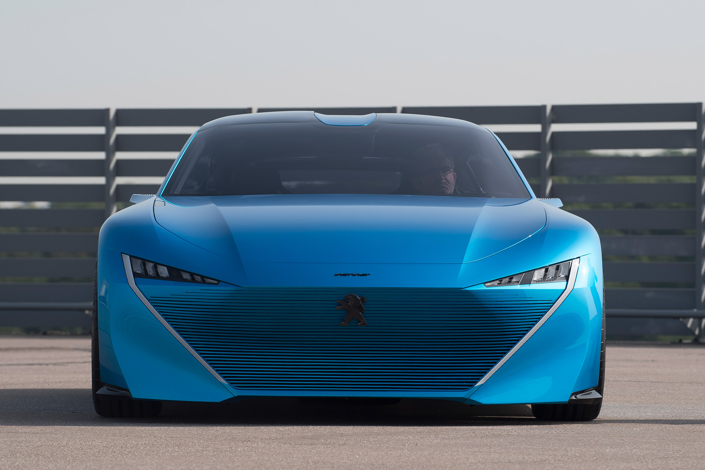 Peugeot Instinct Concept - full front